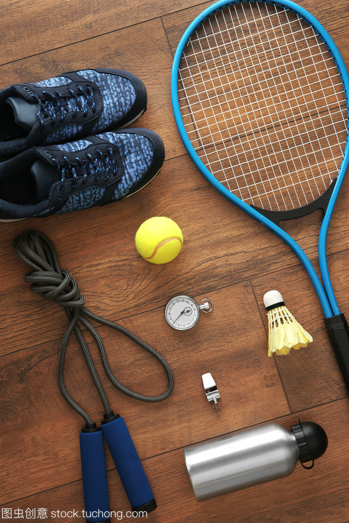 運(yùn)動(dòng)器材與鞋類(lèi) 相輔相成的健身搭檔